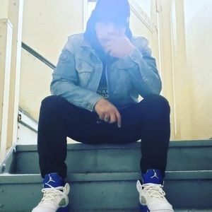 Meet your Posher, Alejandro